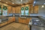 Once In A Blue Ridge - Fully Equipped Kitchen